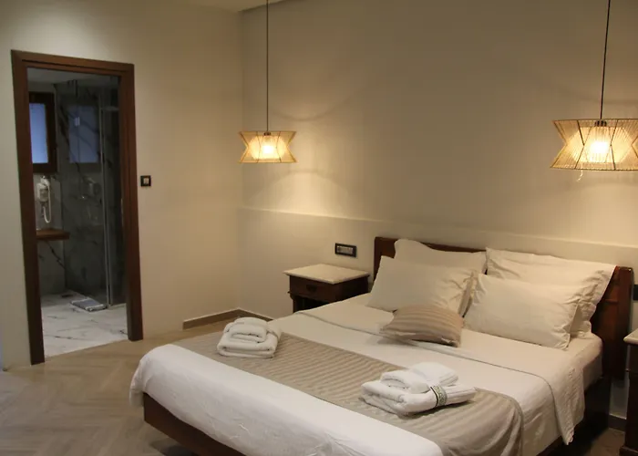 호텔 The Flower Of 모넴바시아