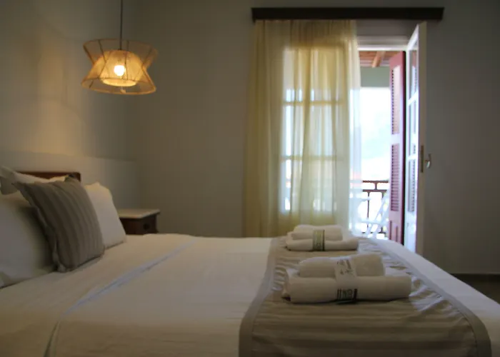 호텔 The Flower Of 모넴바시아