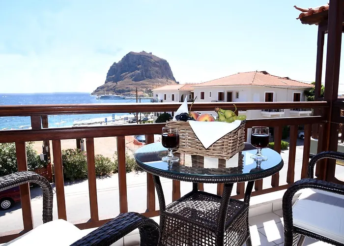 The Flower Of 3* 모넴바시아