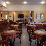 莫奈姆瓦夏之花酒店 3* 莫奈姆瓦夏