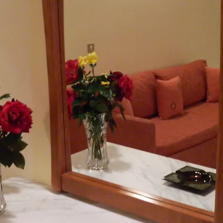 The Flower Of 3* מונמבאסיה