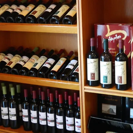 מלון The Flower Of מונמבאסיה