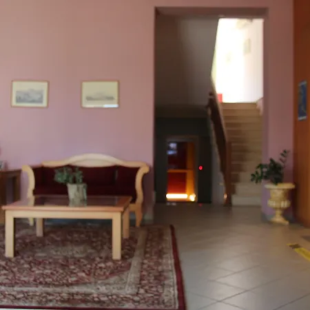 The Flower Of מלון מונמבאסיה